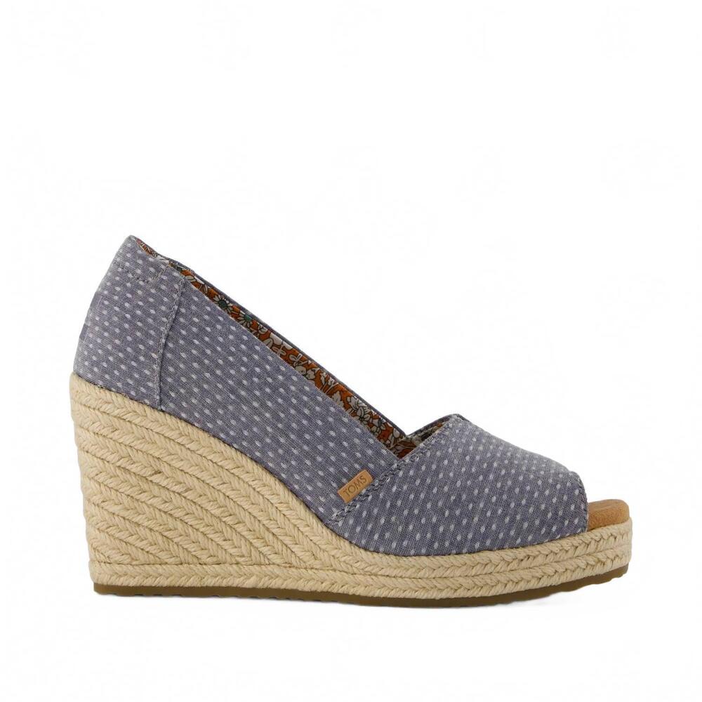 NEW TOMS women's essential wedge in niagara mist chambray dot